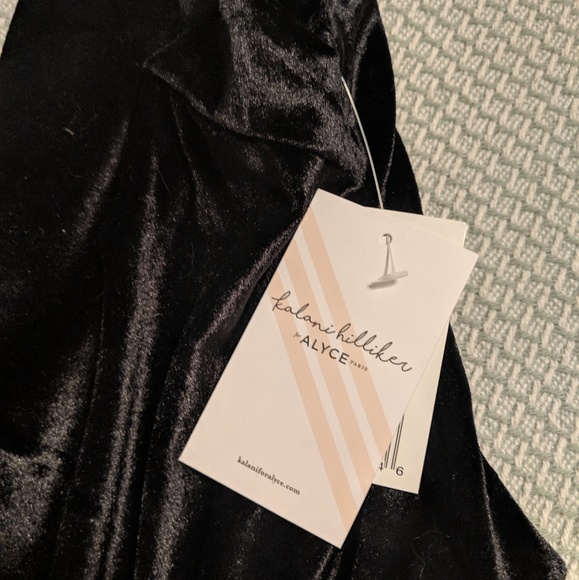 Kalani Hilliker for Alyce Paris Black Slip Dress - Picture 2 of 4